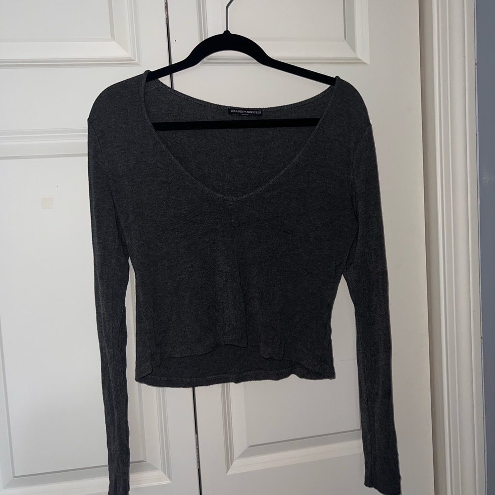 Brandy Melville cropped sweater